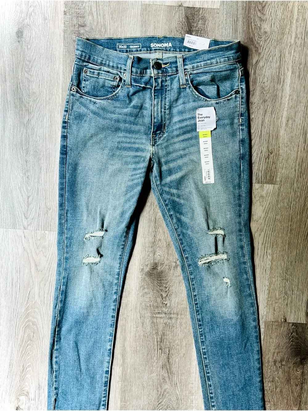 Sonoma “Everyday Jeans” Discontinued y2k Skinny Fit Light Wash Distressed; 30x32